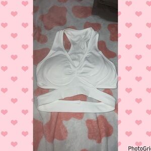 New medium alphalete sports bra